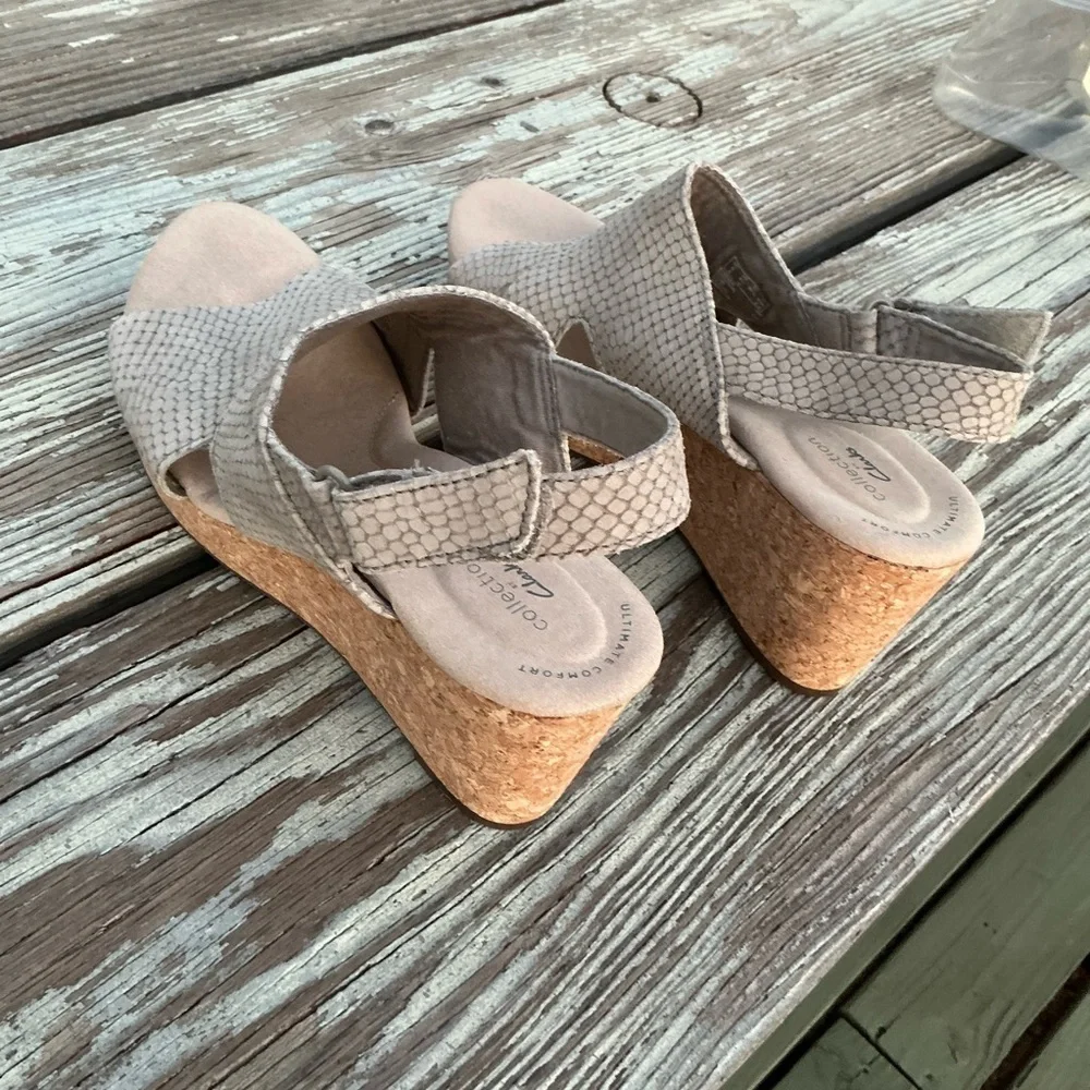 Clarks Collection Annadel Sky Leather Women Sandal Wedge Sz 8.5